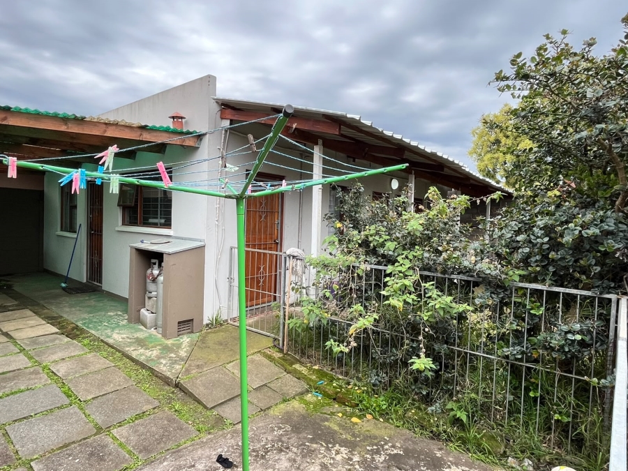 6 Bedroom Property for Sale in Rosemount Eastern Cape